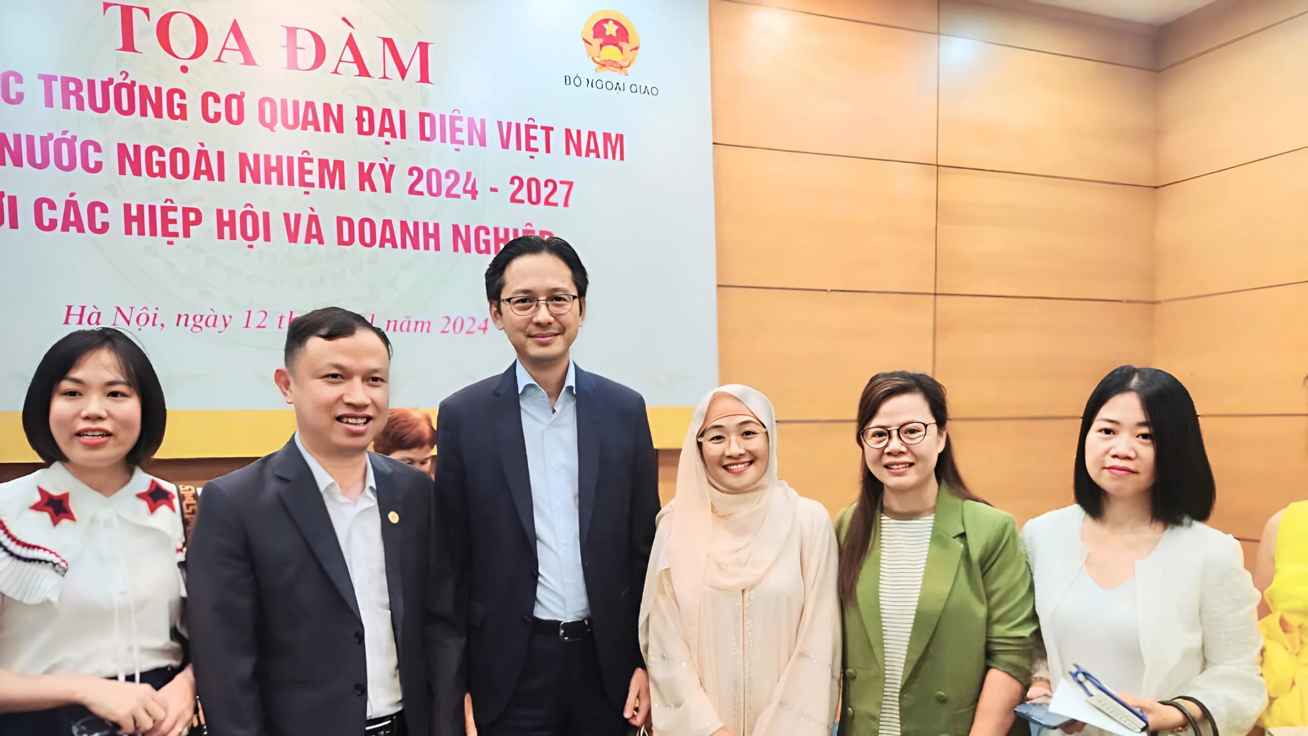 Tọa đàm giữa các Trưởng cơ quan đại diện Việt Nam 