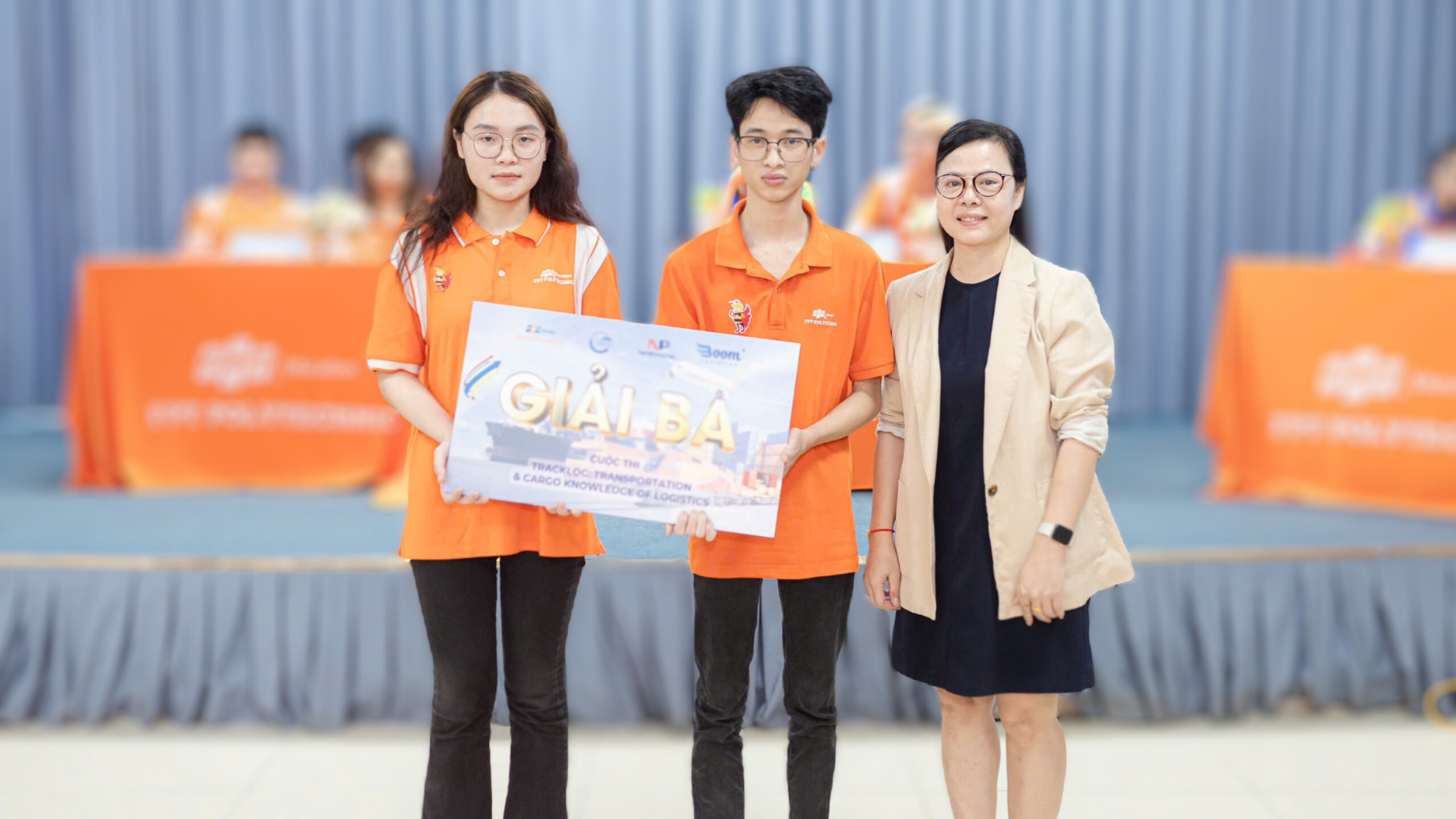 Tracklog -  Trường Cao đẳng FPT Polytechnic 1